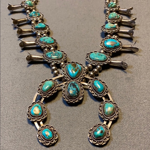 Squash blossom necklace - Picture 2 of 3